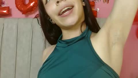 Snapshot of monicahotsex303av chatting on 02/16/25, 02:31 monicahotsex303av online show from 02/16/25, 02:31