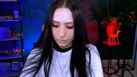 monicalowes online show from 07/08/26, 08:08