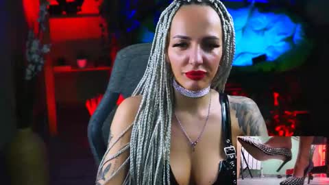 Monika online show from 02/17/25, 06:37