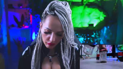 Monika online show from 03/05/25, 03:29