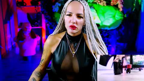 Monika online show from 10/03/25, 11:07