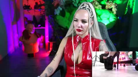 Monika online show from 10/22/25, 11:10