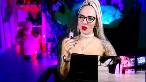 Monika online show from 11/15/25, 10:45