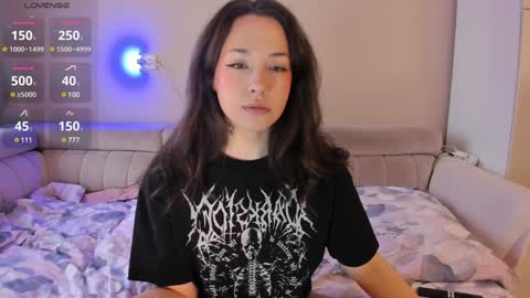 Snapshot of monicarocket chatting on 01/24/25, 10:32 Monica online show from 01/24/25, 10:32