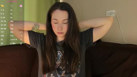 Snapshot of monicarocket chatting on 09/15/25, 11:54 Monica online show from 09/15/25, 11:54