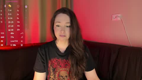 Snapshot of monicarocket chatting on 10/24/25, 11:28 Monica online show from 10/24/25, 11:28