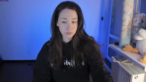 Snapshot of monicarocket chatting on 12/16/25, 09:58 Monica online show from 12/16/25, 09:58