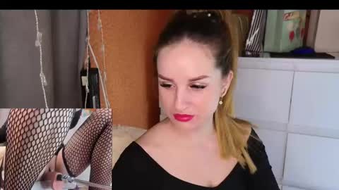 Snapshot of monicatedyy chatting on 01/26/25, 10:35 Monica Teddy online show from 01/26/25, 10:35