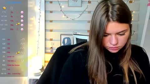 Monika online show from 10/03/25, 12:24