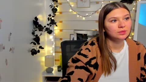 Monika online show from 02/16/26, 01:18