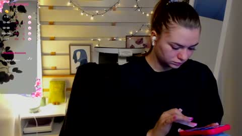 Monika online show from 02/27/26, 08:25