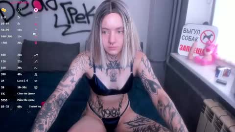 Snapshot of monikalowww chatting on 06/26/26, 02:38 monikalowww online show from 06/26/26, 02:38
