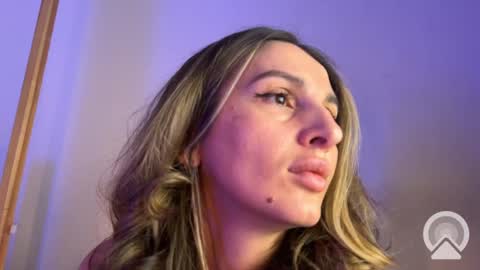 Snapshot of monikate_ chatting on 02/21/25, 05:20 Himy name Kateim pvt model with hairy pussy online show from 02/21/25, 05:20