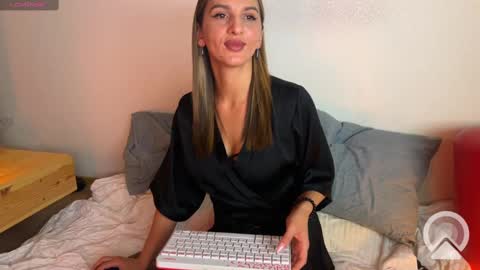 Snapshot of monikate_ chatting on 03/07/25, 02:45 Himy name Kateim pvt model with hairy pussy online show from 03/07/25, 02:45