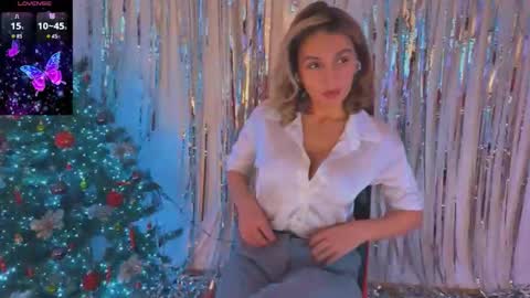 Snapshot of monikate_ chatting on 01/09/26, 01:25 Himy name Kateim pvt model with hairy pussy online show from 01/09/26, 01:25