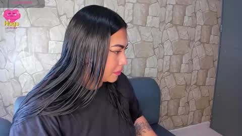 Snapshot of monikk__harrison chatting on 03/04/25, 12:12 monikk__harrison online show from 03/04/25, 12:12