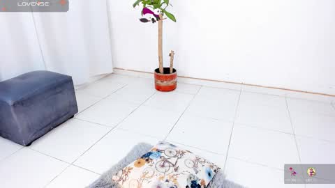 Snapshot of monikk__harrison chatting on 10/04/25, 11:19 monikk__harrison online show from 10/04/25, 11:19