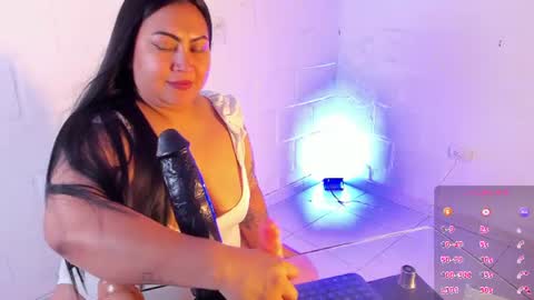 monikk__harrison online show from 07/14/26, 02:05