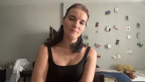 Rose online show from 04/23/26, 05:30