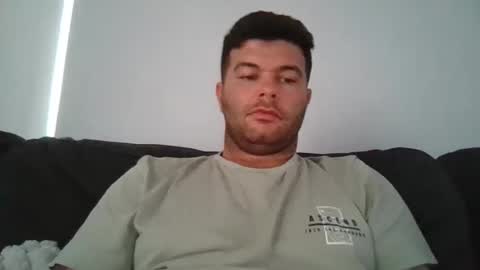 Snapshot of monkeydward chatting on 03/04/26, 01:11 monkeydward online show from 03/04/26, 01:11