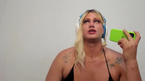 veronika ind online show from 02/27/25, 01:16