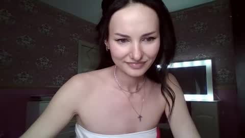 monparis_dream online show from 10/26/25, 01:39