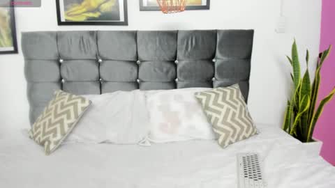 MONSERRAT online show from 11/27/25, 03:19