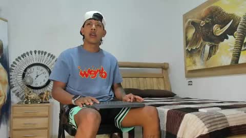 monsoon_the_best online show from 04/19/26, 04:12