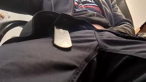 Snapshot of monster293147 chatting on 12/08/24, 02:39 monster293147 online show from 12/08/24, 02:39