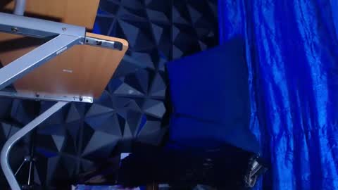 dorian online show from 10/09/25, 02:42