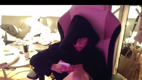 Snapshot of monstercockselfsuck chatting on 12/09/24, 11:47 ELYSE A SIMPLE GIRL online show from 12/09/24, 11:47