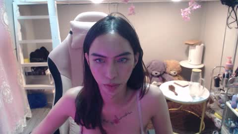 ELYSE A SIMPLE GIRL online show from 11/29/25, 12:41