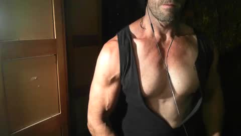 Snapshot of monsterdildos chatting on 12/14/24, 05:07 monsterdildos online show from 12/14/24, 05:07