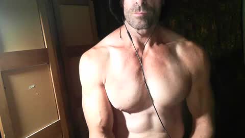 Snapshot of monsterdildos chatting on 12/23/24, 04:01 monsterdildos online show from 12/23/24, 04:01