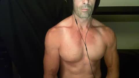 Snapshot of monsterdildos chatting on 01/05/25, 04:25 monsterdildos online show from 01/05/25, 04:25