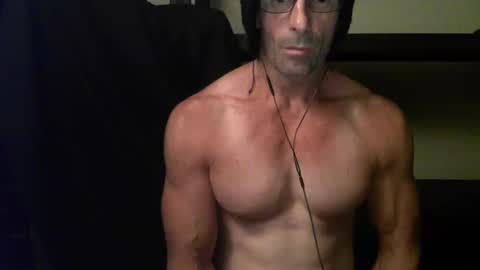 Snapshot of monsterdildos chatting on 01/09/25, 11:25 monsterdildos online show from 01/09/25, 11:25