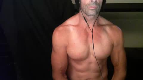 Snapshot of monsterdildos chatting on 01/10/25, 02:46 monsterdildos online show from 01/10/25, 02:46