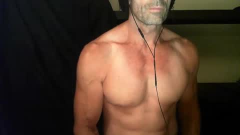 Snapshot of monsterdildos chatting on 01/11/25, 09:04 monsterdildos online show from 01/11/25, 09:04