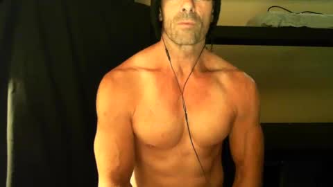 Snapshot of monsterdildos chatting on 02/02/25, 12:30 monsterdildos online show from 02/02/25, 12:30