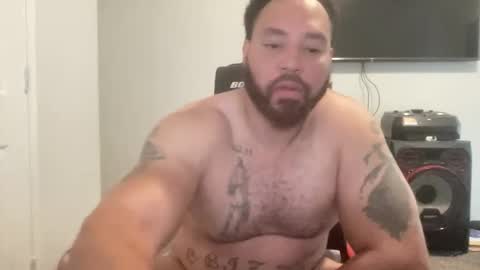 Snapshot of monsterdom9 chatting on 12/15/25, 03:16 monsterdom9 online show from 12/15/25, 03:16