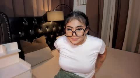 Snapshot of monstrouscockdivaontop chatting on 01/26/25, 06:27 Ruthie online show from 01/26/25, 06:27