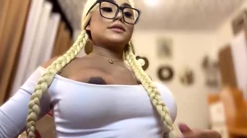 Ruthie online show from 11/26/25, 11:06