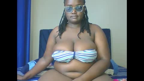 Snapshot of montel22 chatting on 01/03/25, 08:00 montel22 online show from 01/03/25, 08:00