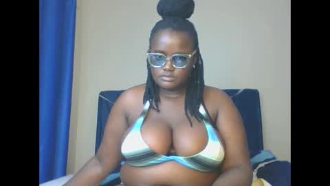 Snapshot of montel22 chatting on 02/01/25, 02:16 montel22 online show from 02/01/25, 02:16