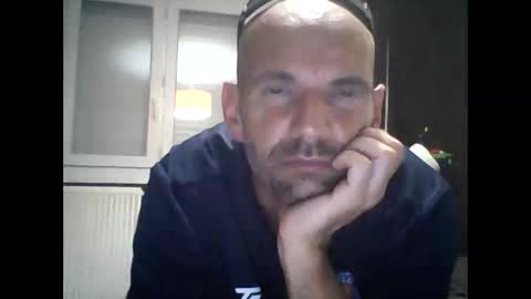 Snapshot of montmasse chatting on 05/24/26, 11:21 montmasse online show from 05/24/26, 11:21