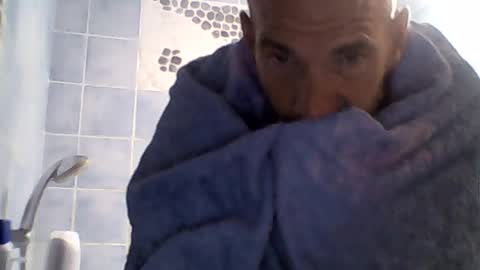Snapshot of montmasse chatting on 08/01/26, 07:13 montmasse online show from 08/01/26, 07:13