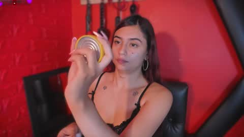 Monttserratt online show from 03/18/26, 07:28