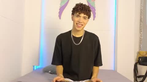   online show from 07/04/26, 01:17