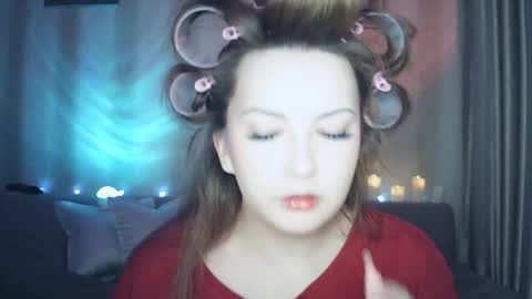 Snapshot of moodiemira chatting on 02/23/26, 04:26 moodiemira online show from 02/23/26, 04:26