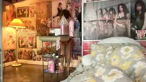 moon online show from 03/02/26, 03:30